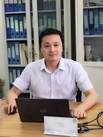英振昊 照片