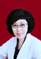 郑心 照片