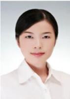 龚锦霞 照片