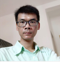 彭麟 照片