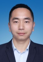 高新华 照片