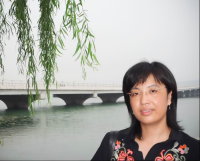 向群 照片