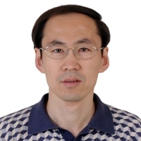 何吉宇 照片