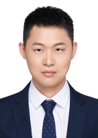 胡俊 照片