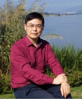 晋洪涛 照片