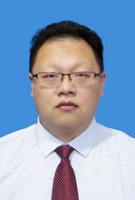 李大鹏 照片