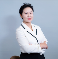 李欣 照片