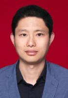 栾东磊 照片