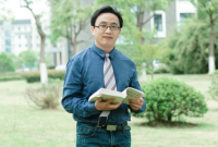蓝蔚青 照片