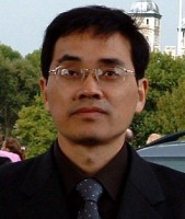 何宜柱 照片