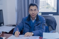 严继舟 照片