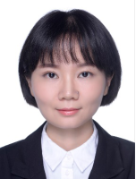 胡摇 照片