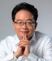 陈威如 照片
