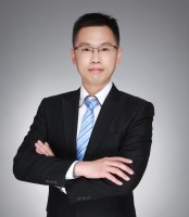 陈润 照片