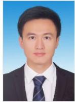 陈震 照片