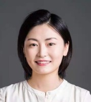 韩默 照片