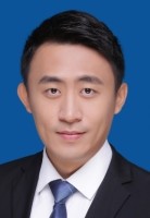 黄怿行 照片