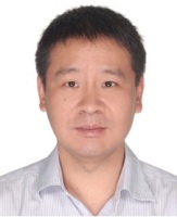 黄宏成 照片