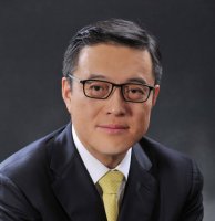 王高 照片