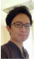 Yoshitomo Kamiya 照片