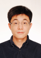 Yuguang Wang (王宇光) 照片