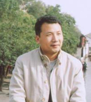 杨明 照片