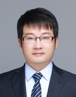 颜志淼 照片