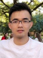 周耀明 照片