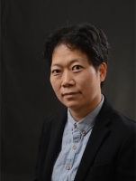 张志君 照片