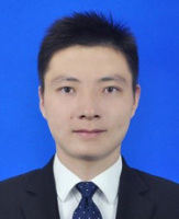 卞泽阳 照片