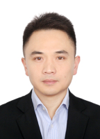 郭根 照片