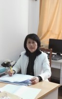 吕静 照片