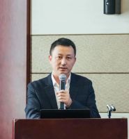 ​吴跃东 照片