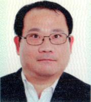 何晓勇 照片