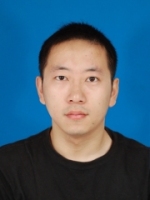 吕翔 照片