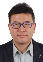 李巍岳 照片