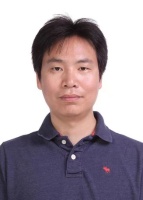 梁本亮 照片