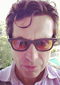 Paul Holmes 照片