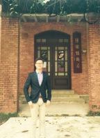 吴玄 照片