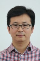 白亚龙 照片