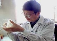 薄天岳 照片