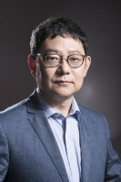 鲍大鹏 照片