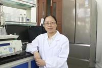 李春华 照片