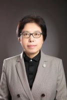 谭琦 照片