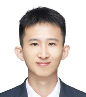 刘欣 照片