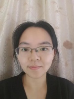 何玲 照片