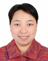 谭默言 照片