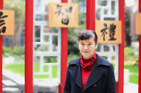 严明 照片