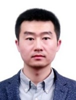 吕超 照片
