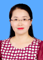 吕珺 照片